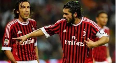 马丁内斯：C罗没有暴力行为，他只是想摆脱防守他的人