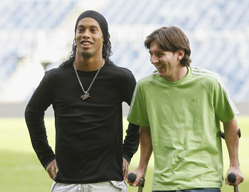 向余望谈冲超：感谢球迷和教练团队这一年的努力，我们做到了