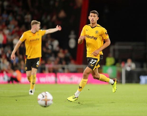 本赛季浓眉打至少30分钟的比赛，独行侠胜率达到5成