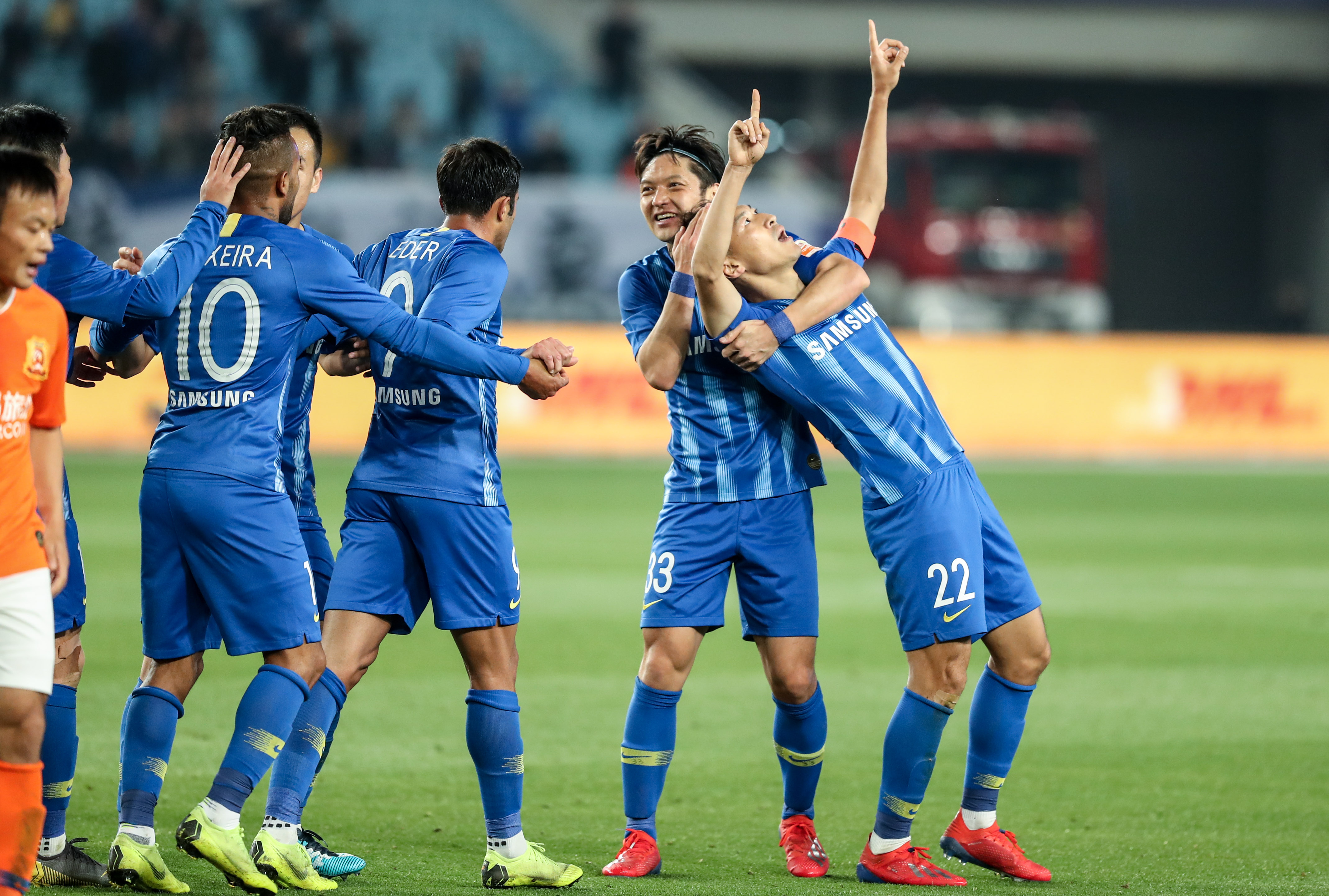 队记：保罗离开的决定并非由他做出，也不是由他发起