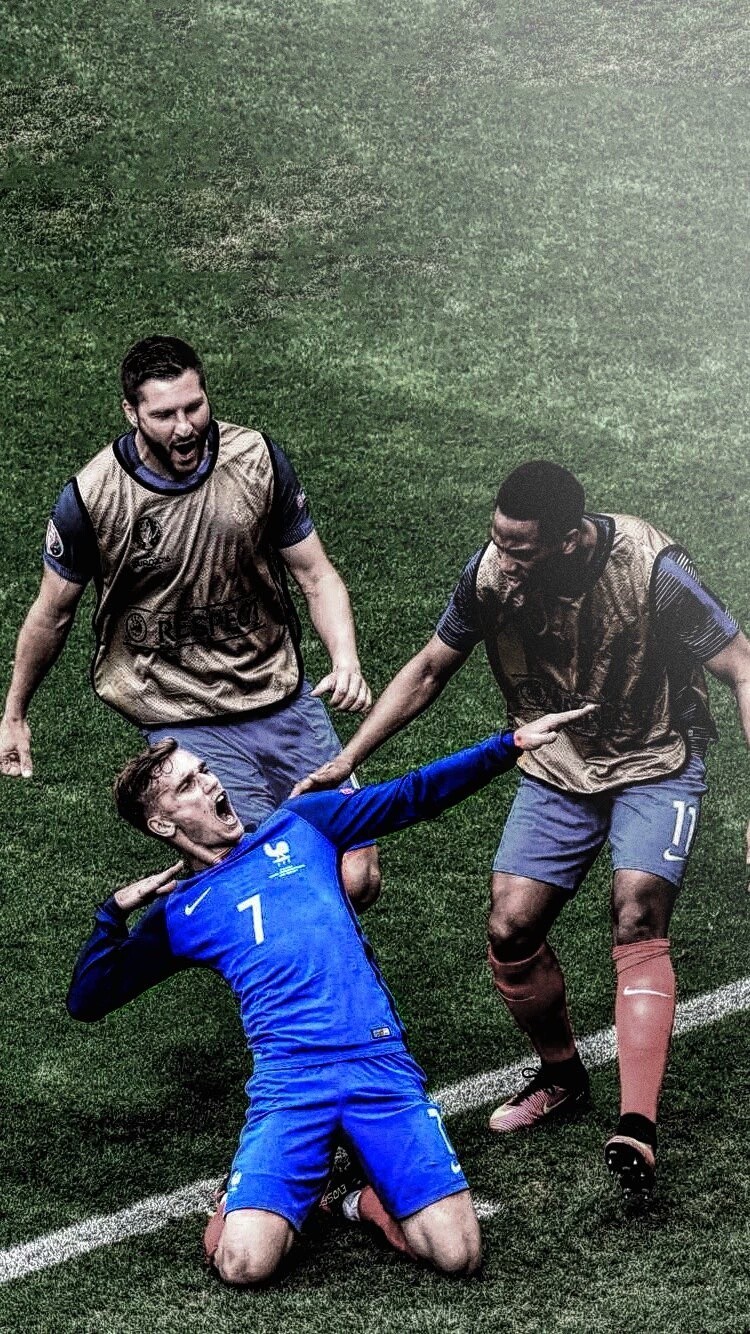 雷吉隆：我不会骗你，能和梅西踢球是我来迈阿密的一大动力（雷吉隆直言：与梅西并肩是我加盟迈阿密的重要动力）