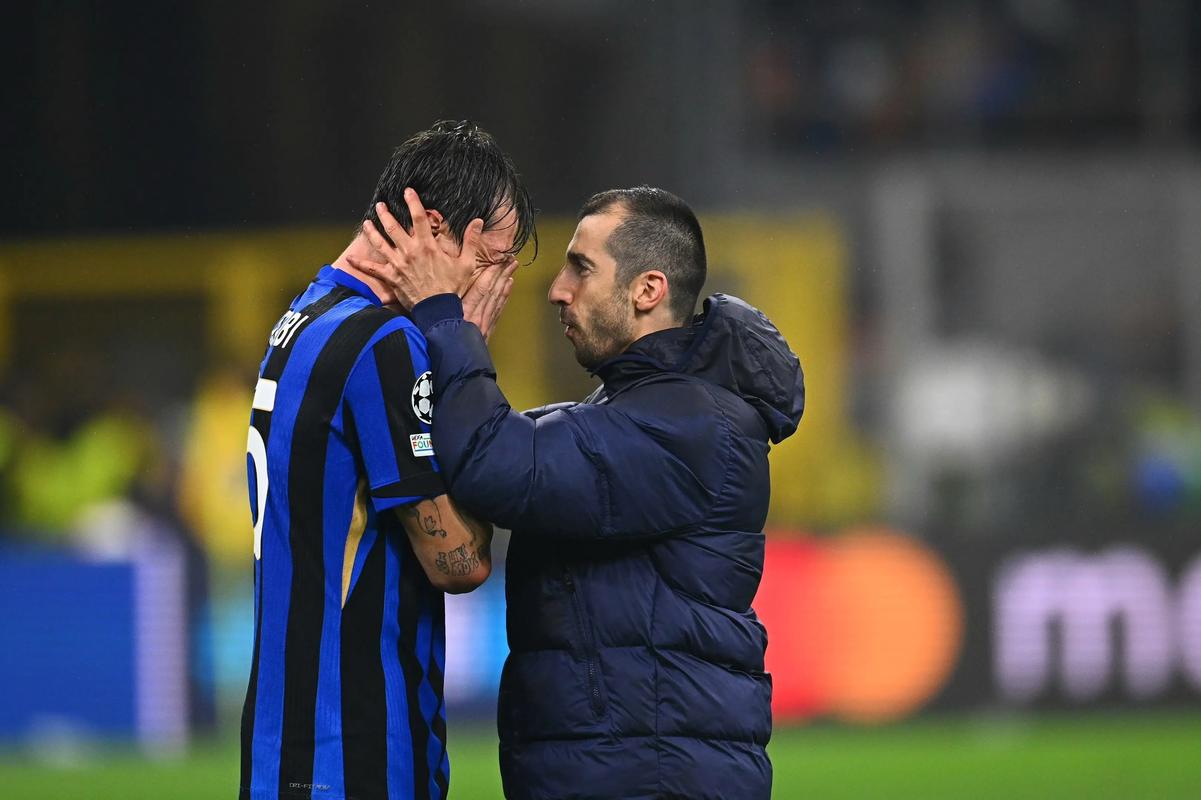 周六意甲焦点战：维罗纳迎战亚特兰大，保级压力与欧战野心的激烈碰撞！