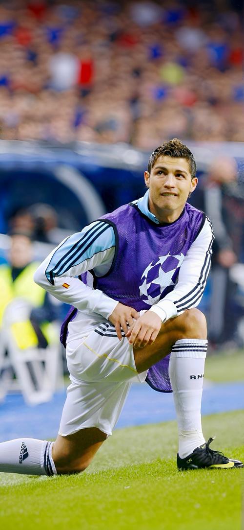 米亚托维奇：皇马症结不在姆巴佩；英超联赛就是现实版的欧超（米亚托维奇：皇马的症结并非姆巴佩，英超就是现实里的欧超）