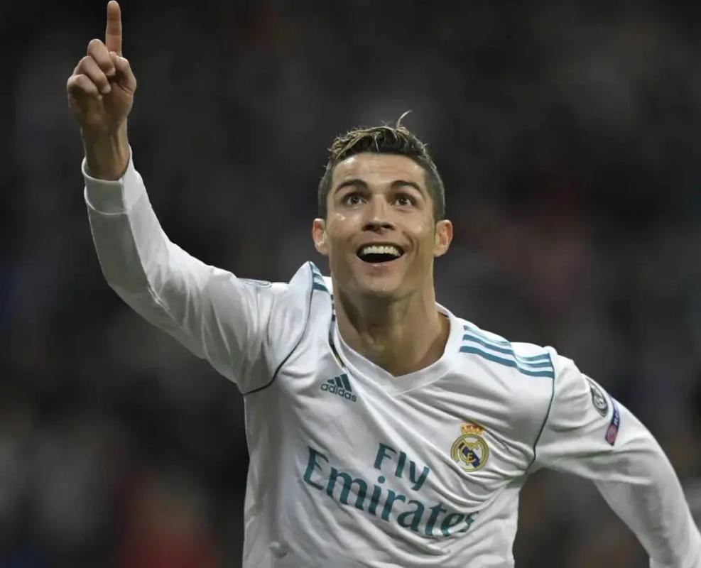 北伦敦德比还能上吗？加布里埃尔在比赛中疑似腹股沟受伤被替换下场