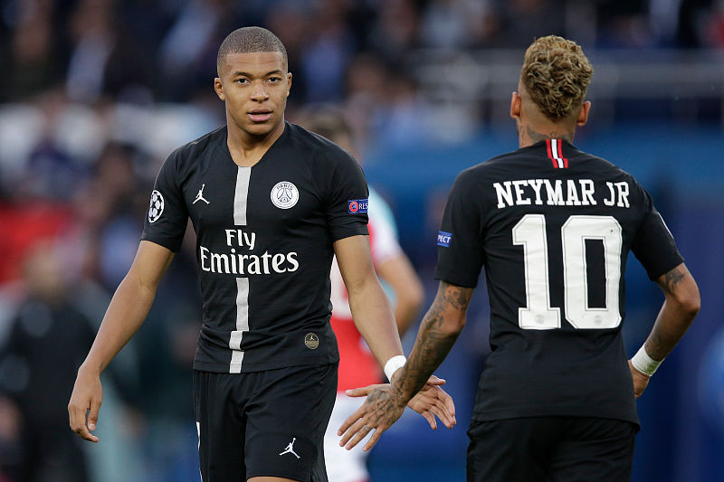 马竞最近10场对意大利球队8胜1平1负，且近12场欧冠主场11胜