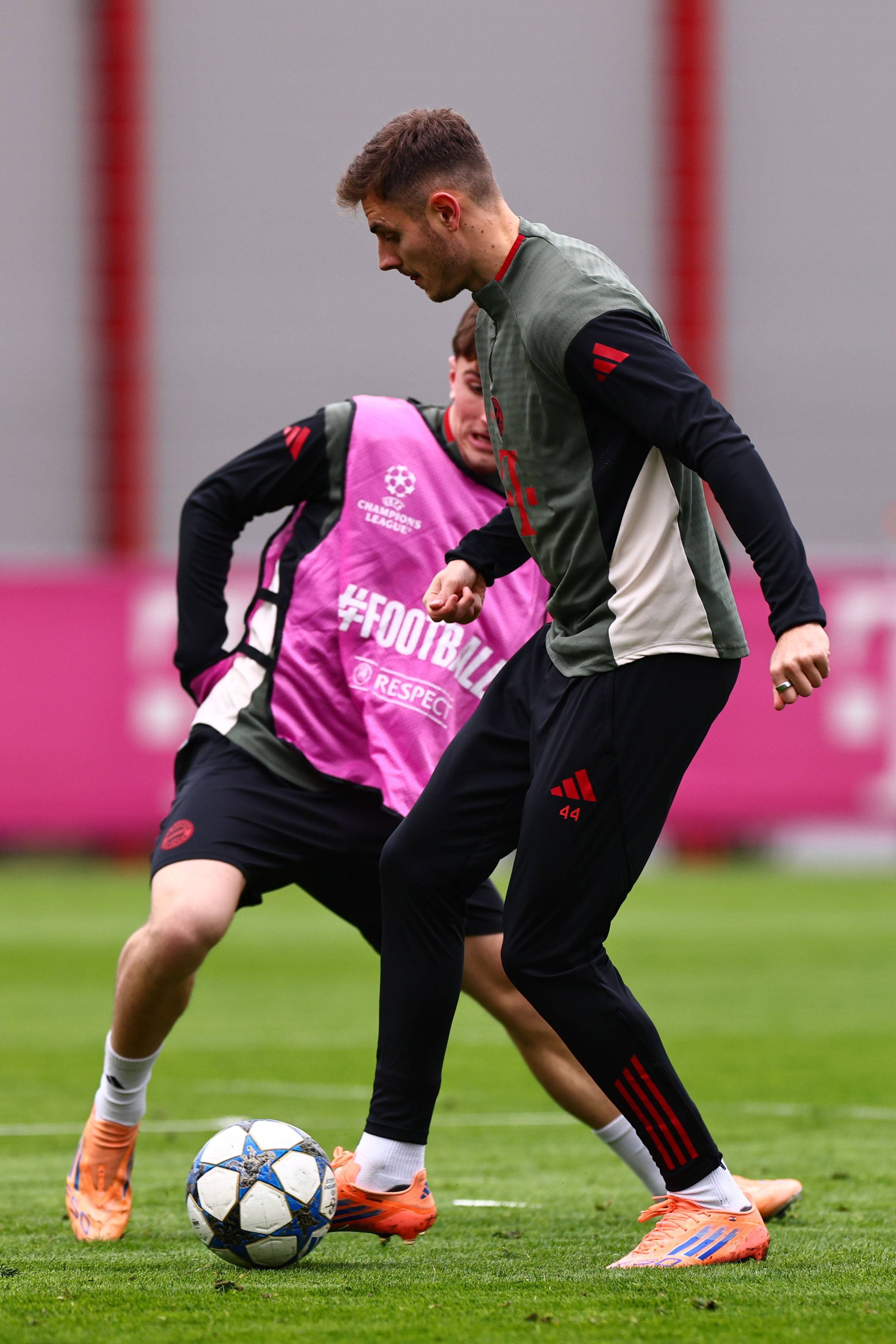 1-3！1-1！英超冷门夜：2大豪门不胜 阿森纳渔翁得利 争冠仅剩1对手