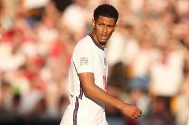 米体盘点因扎吉后米兰9号球衣魔咒，托雷斯、伊瓜因均陷球荒（米体回顾因扎吉之后米兰9号魔咒：托雷斯、伊瓜因相继陷入球荒）