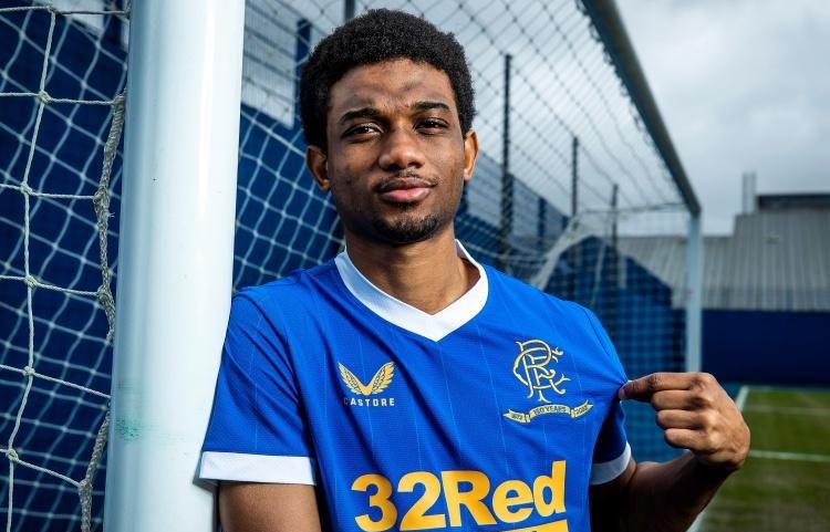 巴萨今夏卖卡萨多免签托马斯引热议